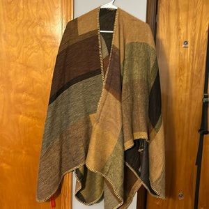 Color block shawl wrap